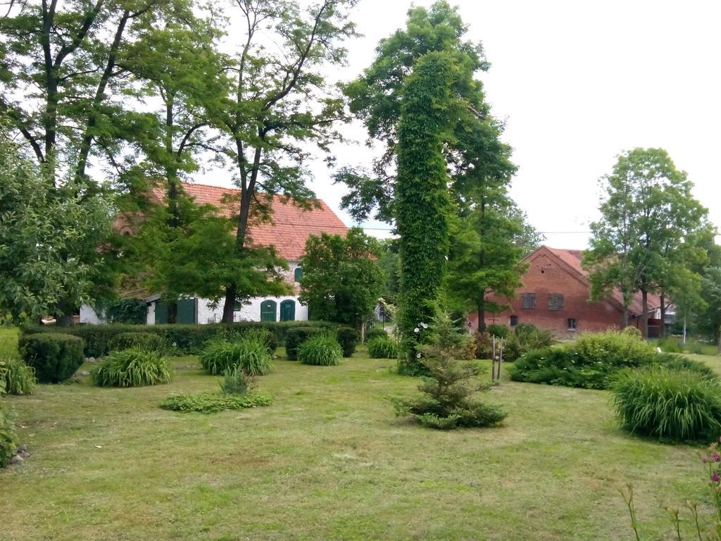 Dwor Mulawki Villa ภายนอก รูปภาพ